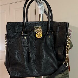 Michael Kors Black Pebbled Leather handbag